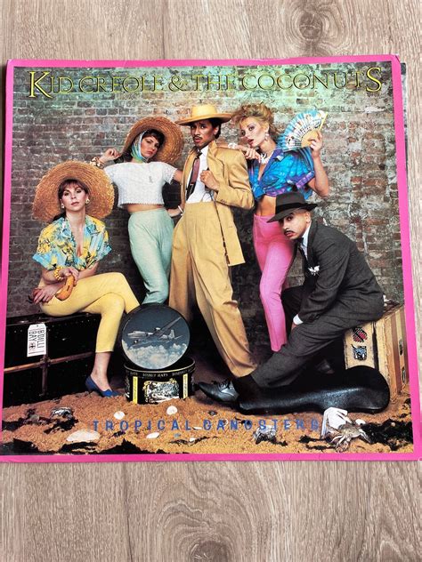 Se produkter som liknar LP skiva med Kid Creole and t.. på Tradera