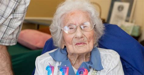 Worlds Oldest Woman Besse Cooper Dies At 116 In Georgia Nursing Home