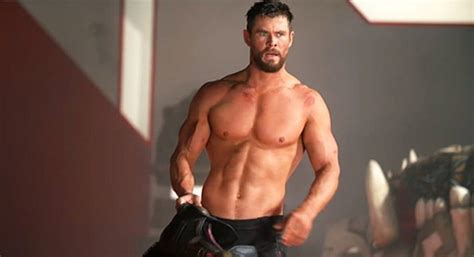 Chris Hemsworth Is Offering A 6 Chris Hemsworth Workout Hd Wallpaper