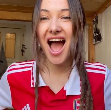 arsenal fan who loves showing off assets while wearing full kit lifts up shirt in joy 7m sport