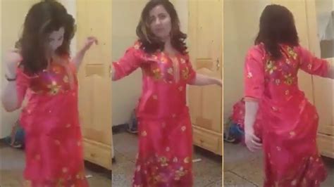 Download رقص نار لفتاة مغربية على إيقاعات الشعبي لا تنسو الإشتراك في