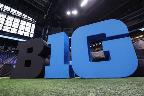 Photos Meet Big Ten Footballs Newest Sideline Reporter The Spun