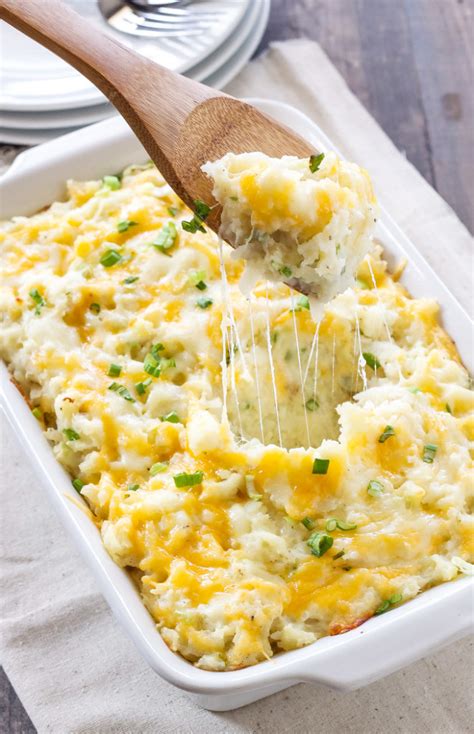 Baked in the oven in a cast iron skillet, it's a hearty and satisfying meal the whole family will love! Skinny Cheesy Potato Casserole - Recipe Runner