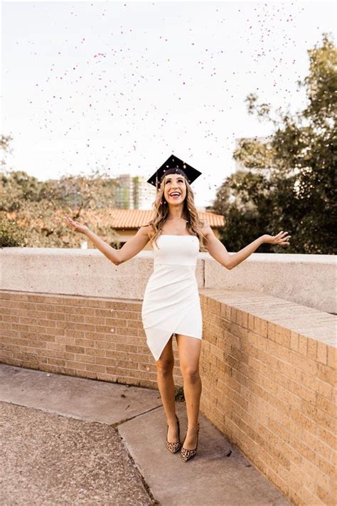 20 creative and unforgettable graduation photo ideas for your inspiration women fashion