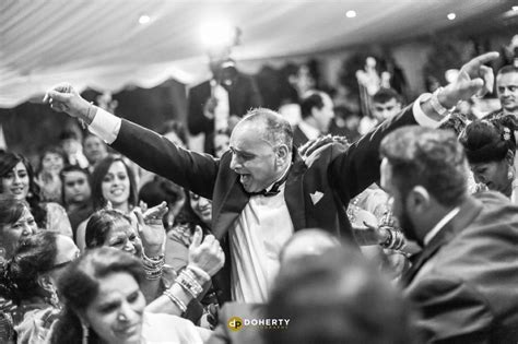 View offers, reviews, video and over 3,000 photos and much more. Coventry & Warwickshire Wedding Photographer - West Midlands