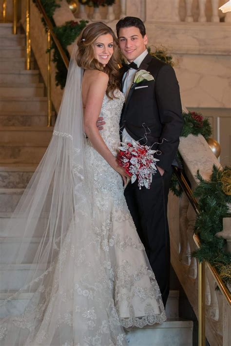Miss Usa 2013 The Amazing Erin Brady With Our Bouquet And Her Beautiful Dress From Kleinfeld