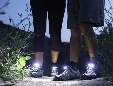 Night Tech Gear Night Runner Shoe Lights Gadget Flow