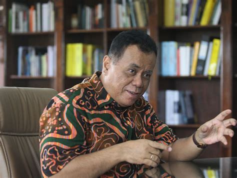 Rektor Ui Ari Kuncoro Mundur Dari Wakil Komisaris Utama Bri Hot Sex