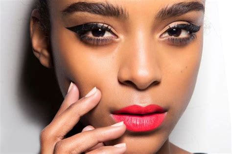 How To Pick The Best Nude Lipstick For Your Skin Tone