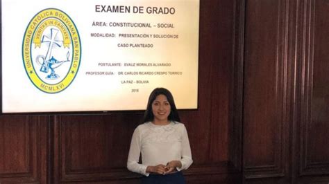 Evaliz La Hija De Evo Morales Rinde Su Examen De Grado En La Católica