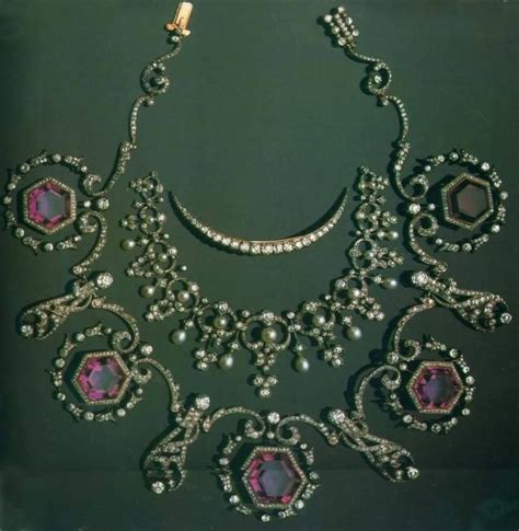 Pin By Jh On The Romanovs ~ 1613 1918 Royal Jewelry Royal Jewels