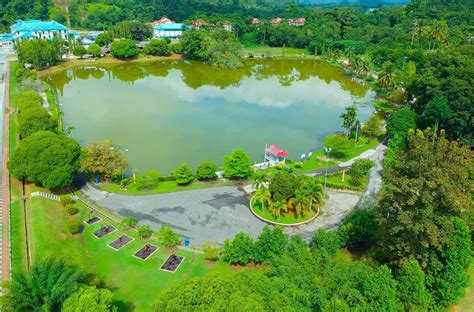 Gua musang is a small town deep in the jungles of central kelantan. Majlis Daerah Gua Musang - TAMAN TASIK GUA MUSANG @ TASIK ...