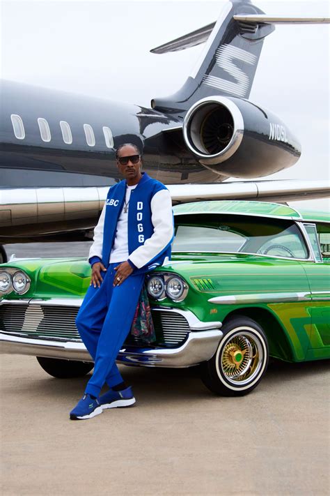 Snoop Dogg Stars in Skechers Super Bowl Ad With Martha Stewart width=
