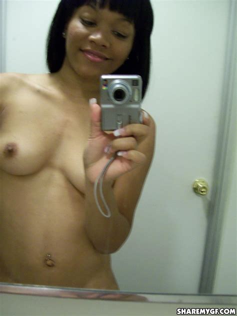 Naughty Ebony Gf Takes Selfies Of Her Nude Body Coed Cherry