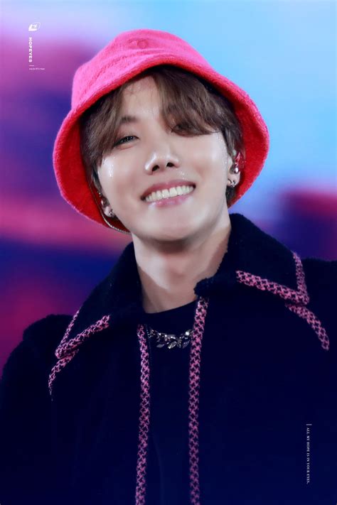 호프아이스👀 on Twitter: "191204 MAMA #제이홉 #호석 #호비 #JHOPE @BTS_twt… " Jung