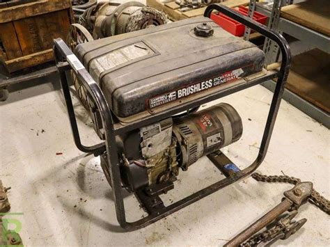 Campbell Hausfeld Brushless Portable Generator W Gas Roller