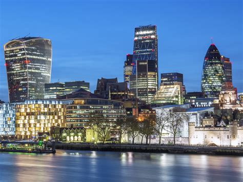 *image quality of upscaled content will vary based on the source resolution. London City Skyline At Night 4k Ultra Hd Desktop Wallpapers For Computers Laptop Tablet And ...