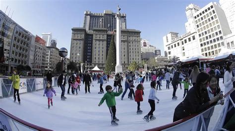 Holiday Ice Skating Rinks Open In San Franciscos Union Square