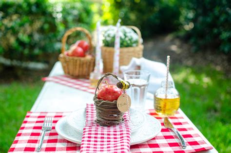 Diy Apple Picnic Tablescape — Our Happy Tribe