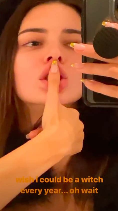 Kendall Jenner S Gold French Manicure POPSUGAR Beauty Photo