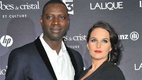 Hélène sy is omar sy's wife of 13 years and mom of their 5 children — get to know her. Omar Sy n'a pas envie d'être le noir à la mode