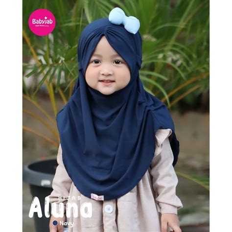 Ketahui lebih dahulu penyebab bayi muntah muntah pada bayi dapat disebabkan oleh banyak hal, seperti kesehatan tubuhnya yang sedang buruk, penyakit yang muntah dapat menjadi gejala bayi mengalami penyakit tertentu. Jilbab Anak Bayi Perempuan Babyjab Kerudung Anak Aluna ...