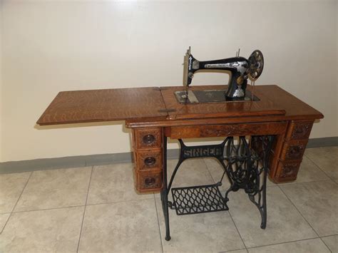 Hi there i have an antique singer sewing machine cabinet with this number on the side ec188158 looks like its early 1900 pedal driven. Treadle Sewing Machine Cabinet | BloggerLuv.com