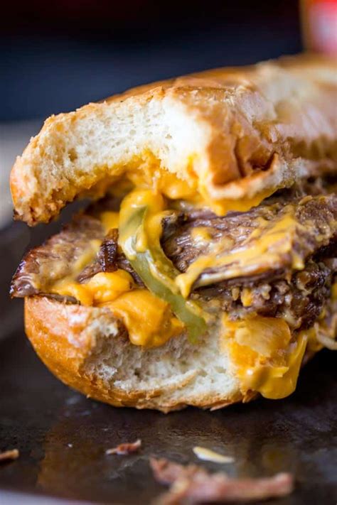 2 fresh italian sandwich rolls or kaiser buns, split in half crosswise. Easy Slow Cooker Philly Cheese Steak Sandwiches - Dinner ...