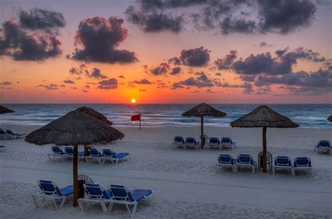 Another Cancun Sunrise Cancun Before The Beach Gets Busy F Flickr