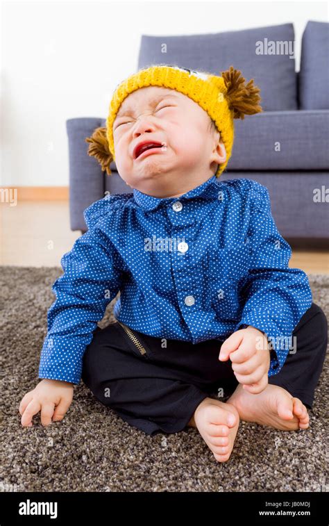 Little Boy Crying Stock Photo Alamy