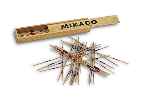 Con los más divertidos juegos de mesa clásicos que incluye : TUTILIMUNDI: junio 2011