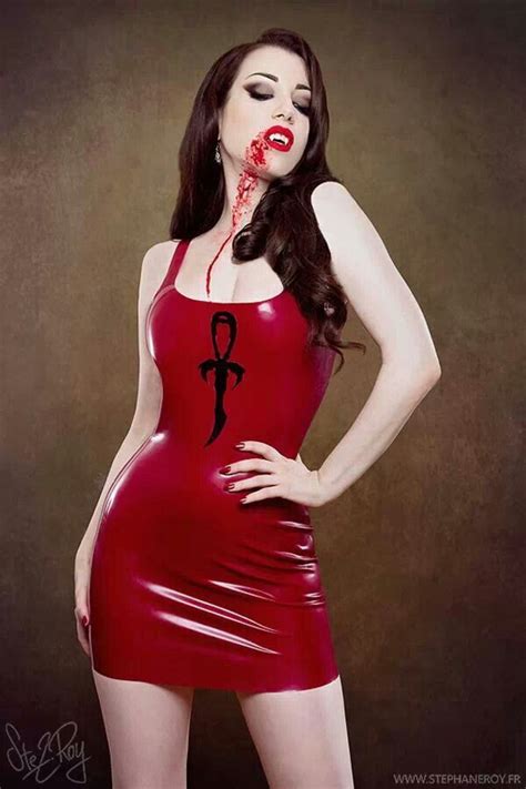 83 Best Sexy Vampires Images On Pinterest Costumes Halloween Makeup