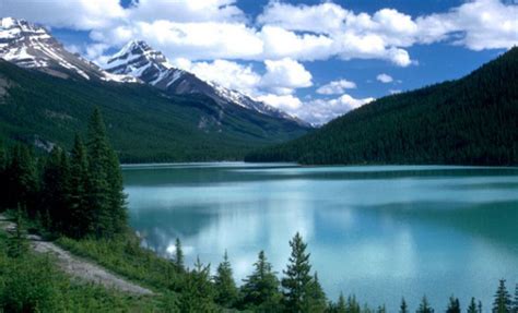 One Of The 3 M Lakes In Canada Cool Places To Visit Canada National