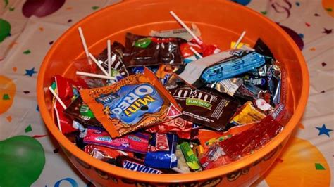 Metal Pin Found In Halloween Candy In Clarence