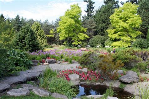 Vandusen Botanical Garden