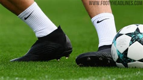 Harry kane looks suited and booted as his emergence as a top player in world football sees him front a harry kane fronts the hugo boss campaign with alvaro morata, julian draxler and philippe. Morata Trains in Black Laceless Adidas Predator 18+ Boots ...