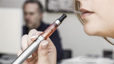 La Cigarette électronique Aussi Efficace Que Le Patch Pour Arrêter De Fumer