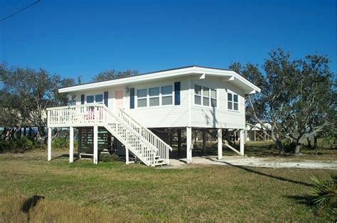 This Affordable Gulf Shores House Rental Features Gulf Views And Allows