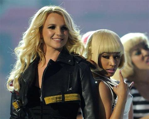 Nouvelle Prestation Britney Spears Feat Nicki Minaj Till The World