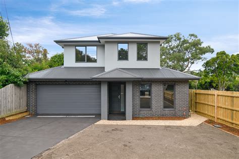 44 Or 48 Ruskin Ave, Croydon VIC 3136 - House For Rent - $745 | Domain