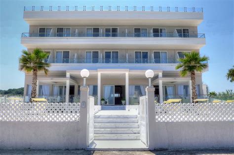Sidari Beach Hotel In Sidari Corfu Hotel In Corfu
