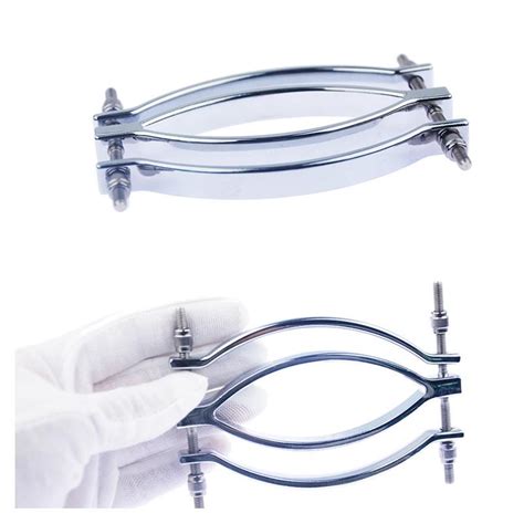 Buy High Quality Stainless Steel Pleasure Spreader Clamp And Clitoris Labia Bondage Vagina Clamp