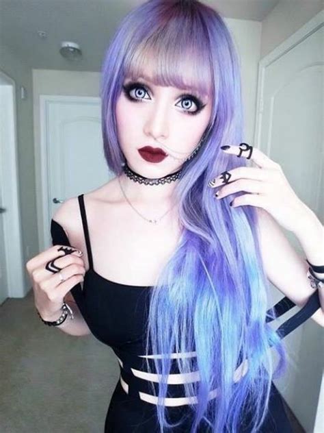 Pin By Ange On Gothic Hairstyle Cute Goth Fashion Goth Beauty