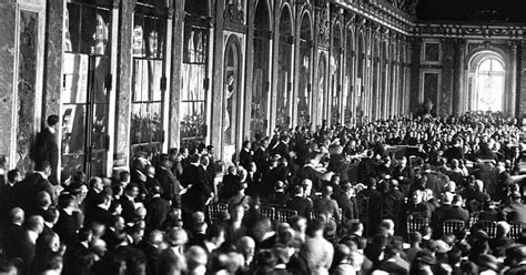 Juni 1919 unterzeichnen deutsche minister das vertragswerk. Vertrag Versailles - 1919 Der Vertrag Von Versailles Youtube