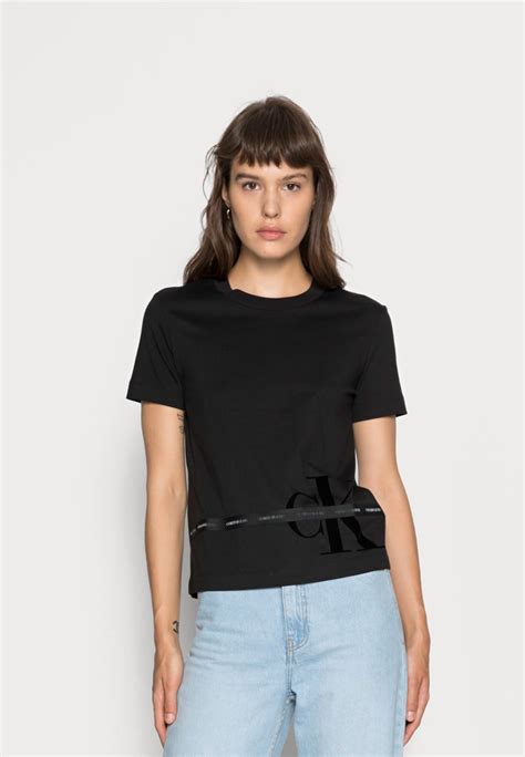 Calvin Klein Jeans Monogram Tape Tee Print T Shirt Black Zalando De