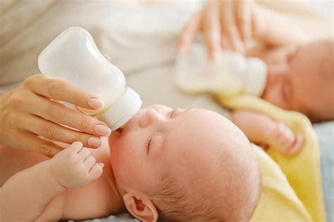 Formula Feeding And Breastfeeding Can You Do Both Milk Drunk