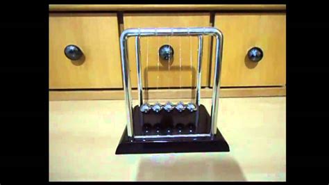 Física Pêndulo De Newton Youtube