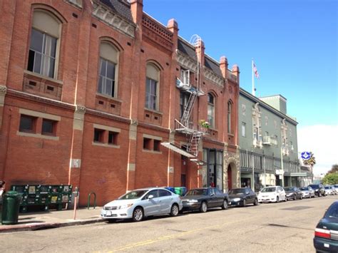 sea bella Alameda, The Island City