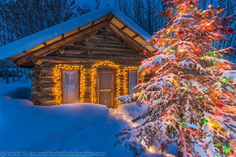 Historic Log Cabin In Snowy Wiseman Alaska Cabin Christmas Outdoor Christmas Lights