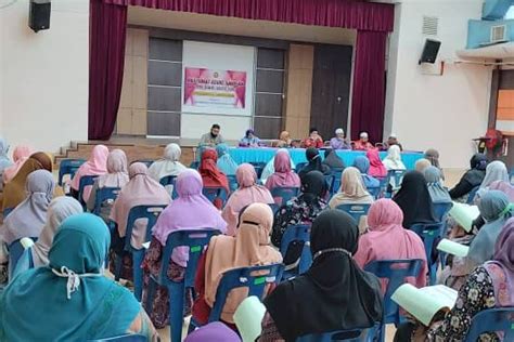 Koperasi sebagai sarana kebijakan pembangunan nasional jika dilihat dari segi pandangan pemerintah yang mendukung pengembangan koperasi hal tersebut tidak dianggap sebagai sasaran akhir dalam pengka melaksanakan kebijakan pembangunan nasional. Suasana Mesyuarat Agung Kawasan 2020 - Koperasi Guru Quran ...
